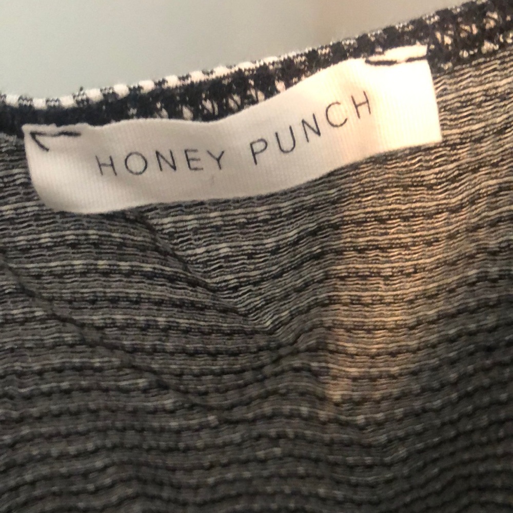 Tie from gingham bodysuit - Picture 4 of 5